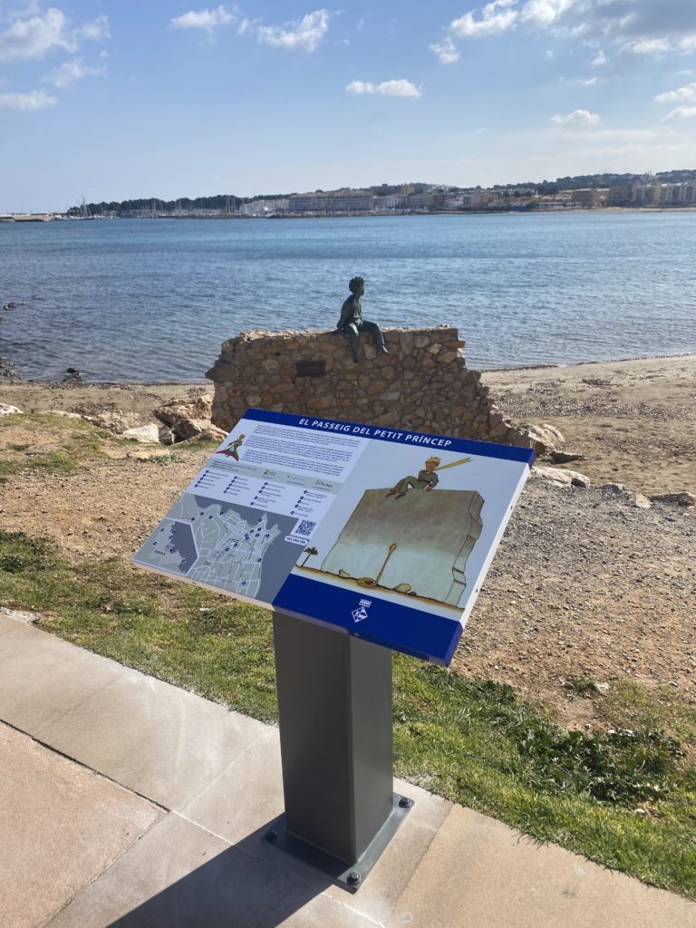 Faristol en homenatge al Petit Príncep a l'Escala