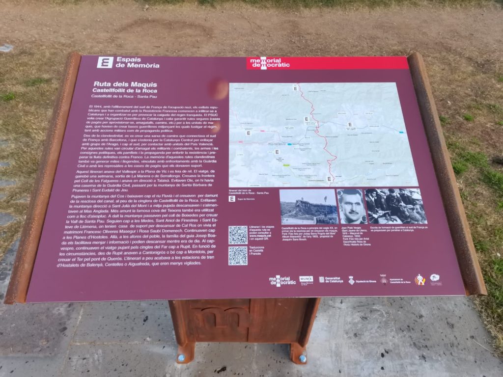 Faristols explicatius de la ruta dels maquis a la Comarca de la Garrotxa