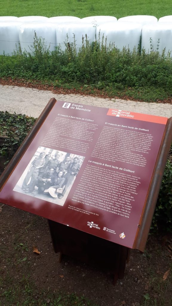 Faristol interpretatiu tipus Memorial Democràtic sobre els maquis a Sant Iscle de Colltort