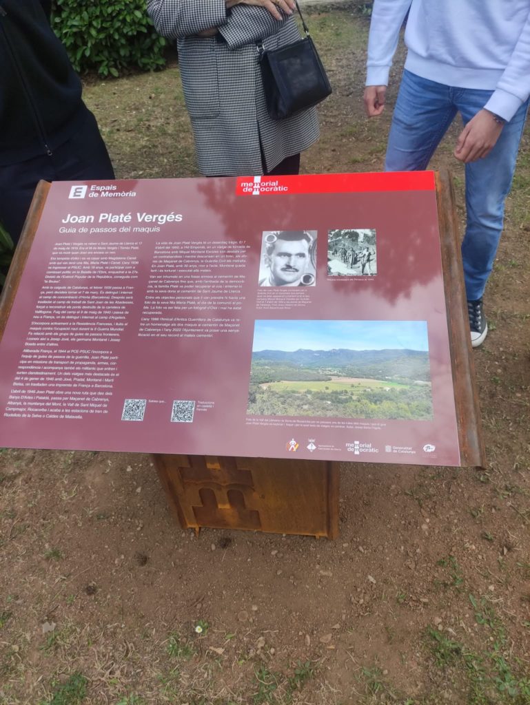 Faristol commemoratiu a Joan Platé Vergés. Sant Jaume de Llierca