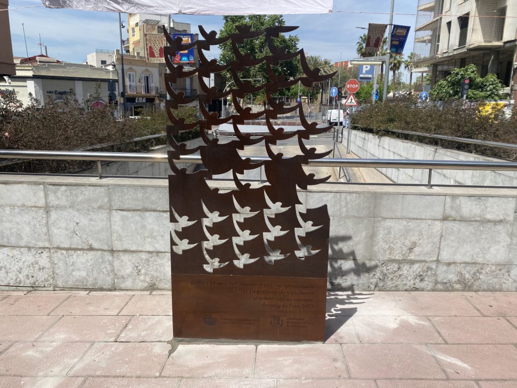 El monument a la Ciutat Gegantera de Santa Coloma de Gramenet