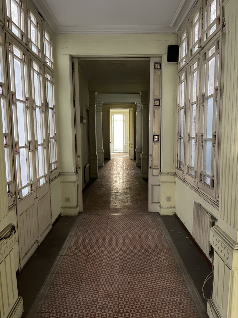 Estudi històric, artístic i arqueològic de la finca del Carrer Balmes, 63 de la ciutat de Barcelona (el Barcelonès).